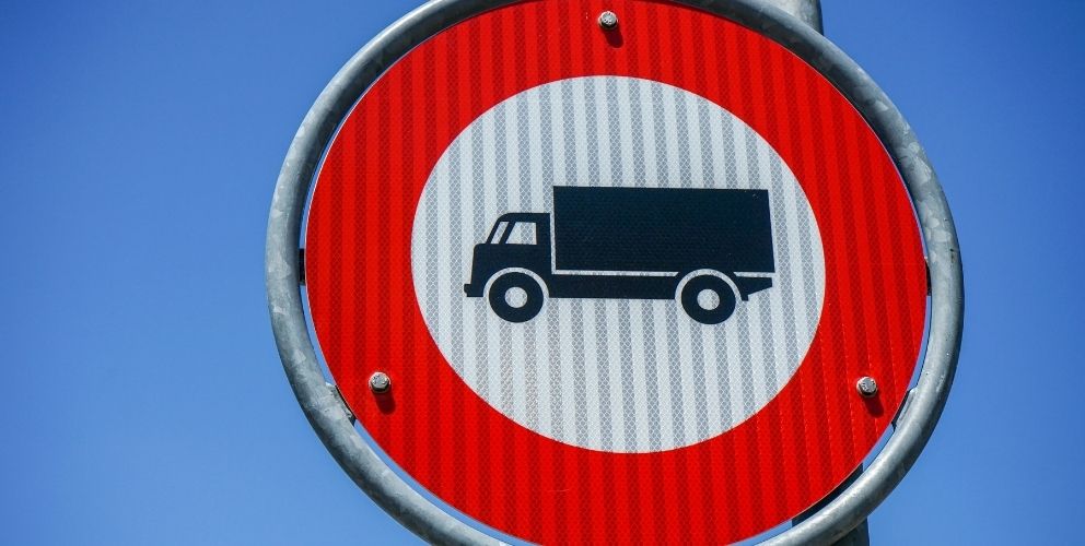 У Польщі, Німеччині, Чехії та Словаччині запроваджуються заборони на рух вантажівок